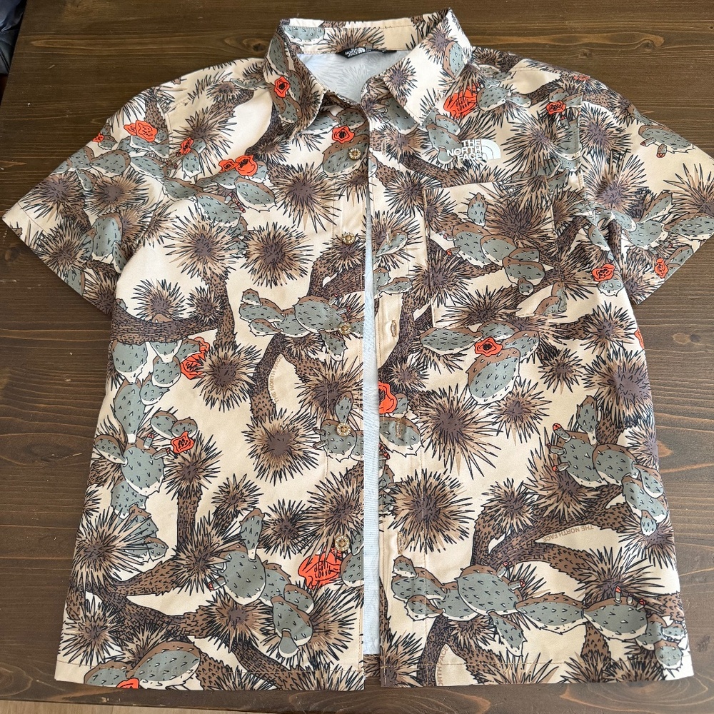 NEW north face button down flash dry shirt